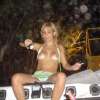 the hot pants!