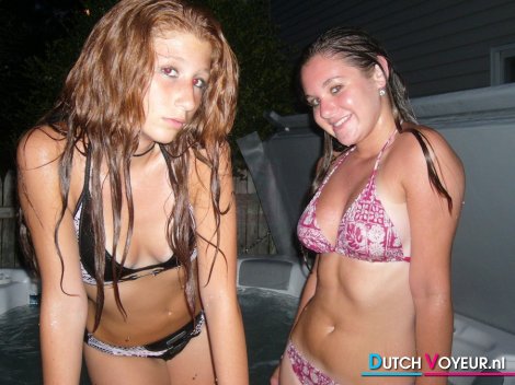 2 tight bikini girls