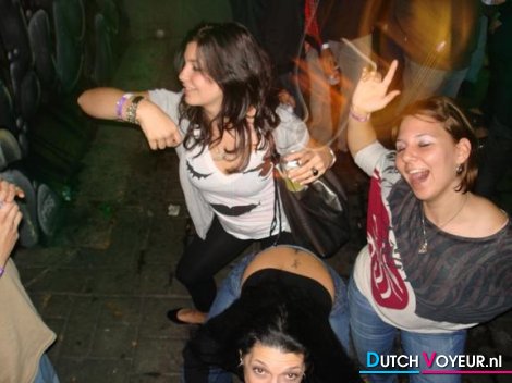 the rousing buttocks.