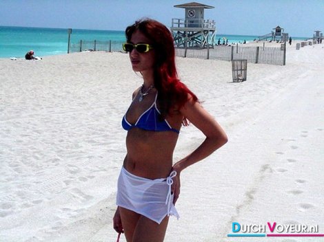 funzige honey babe stands quietly at a cool butter horny mood!