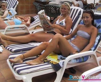 smooth young lady is lax in a nice pleasant atmosphere xD