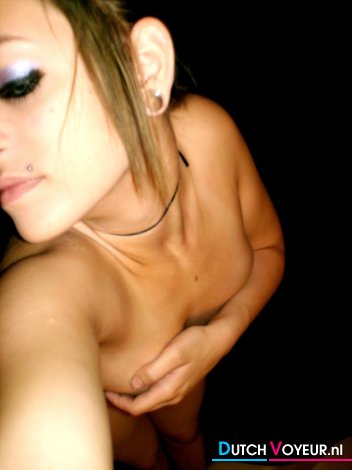 naked lass!