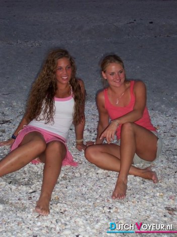 girl with curls on the beach