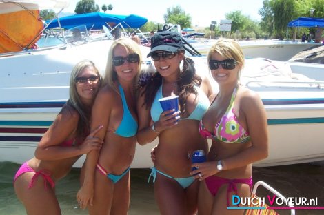 Boat Babes
