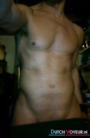 MUSCULAR NAKED 20012014.1