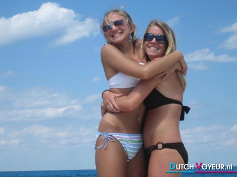 partner = D