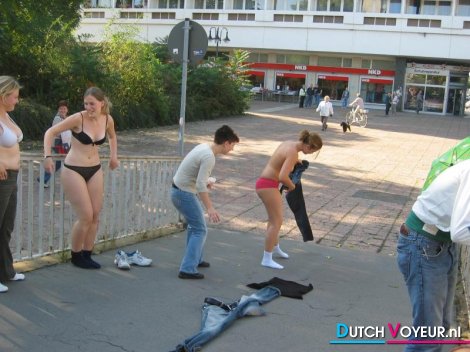 naked teen pussy