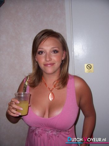 a lascivious naughty aunt ... xD