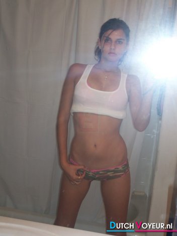 a sultry smell of her sex addict:-S