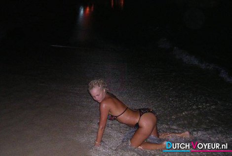 the gift horny girl! : B