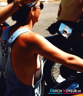 The bare girl!