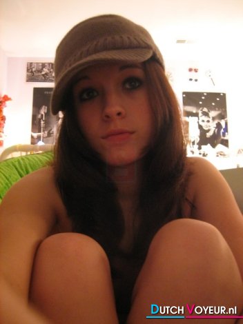 girl: b