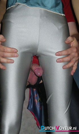 Effect of gloss tights on cock ...