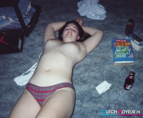 naughty girl plays with a casual atmosphere randy sex addict: D