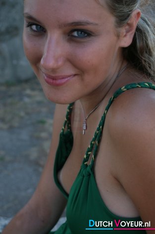 the inexperienced erotic wench :-)