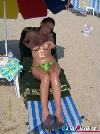 Big Tits On The Beach