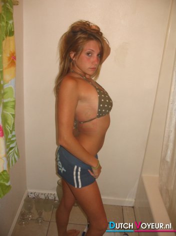 a naked appearance: D.