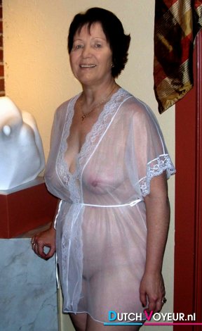 Czech milf Jindriska - upskirt, transparent