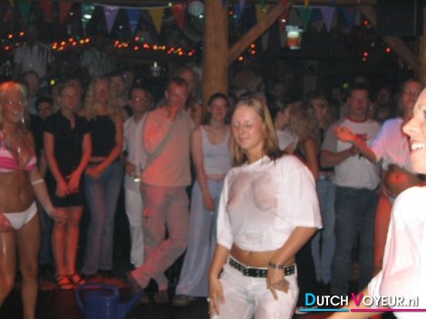 a naughty hot moppie O