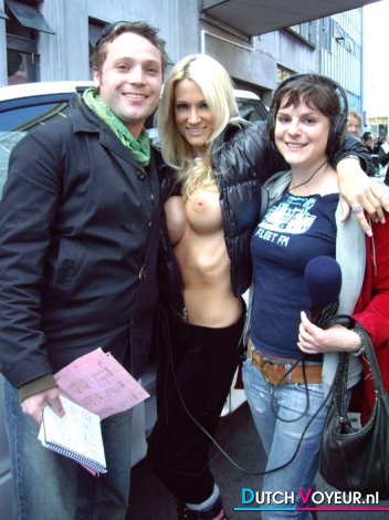 a bare nice teacher! ^ _ ^