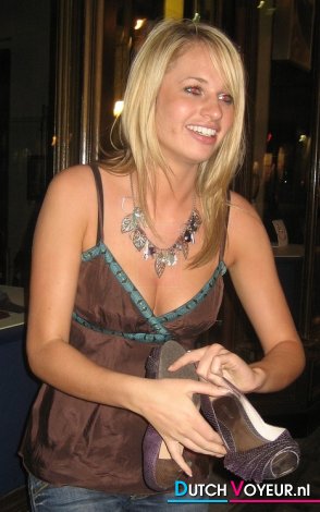 lascivious girlfriend is good at a voluptuous nude G-string ...