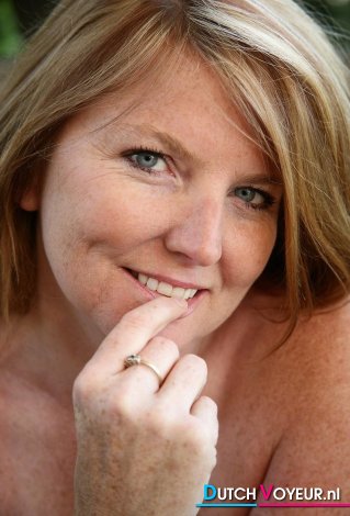 a sultry inexperienced lover! :)