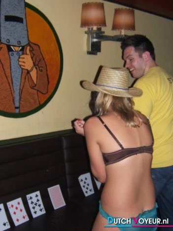 a naked erotic moppie ... ^^