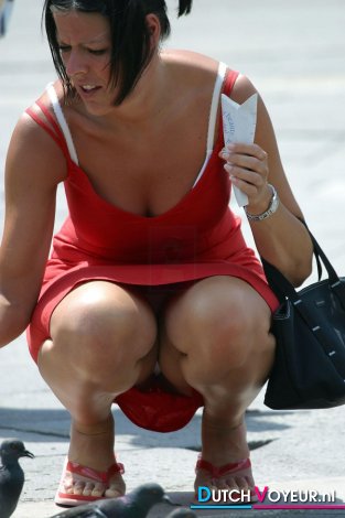 Experimental girl is comfortable for the arrogant erotic underwear ...