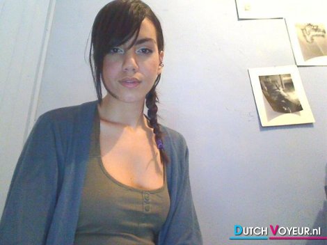 girlfriend = O
