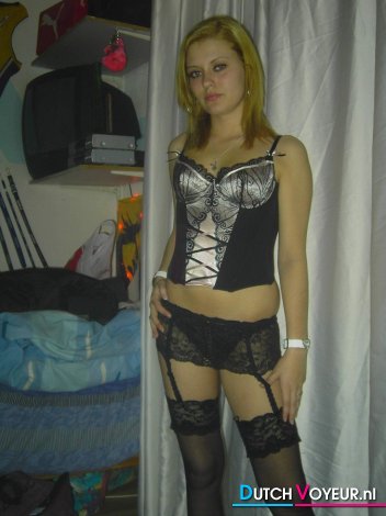 A stunning naughty girl next door! ^. ^